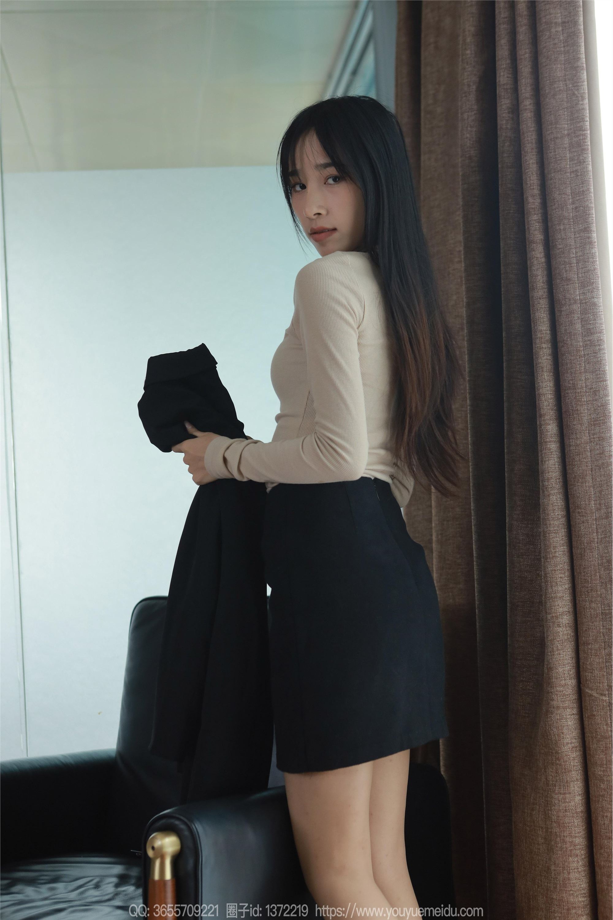 IESS异思趣向  2024.03.20 丝享家 1694 美子《OL小黑裙》